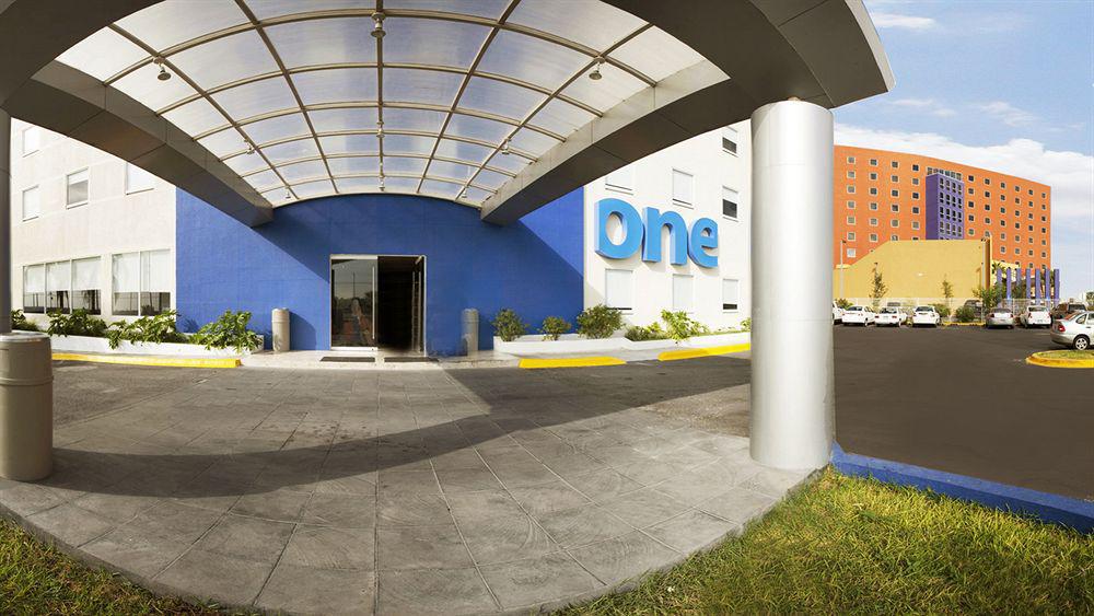 One Monterrey Aeropuerto Hotel Apodaca Buitenkant foto